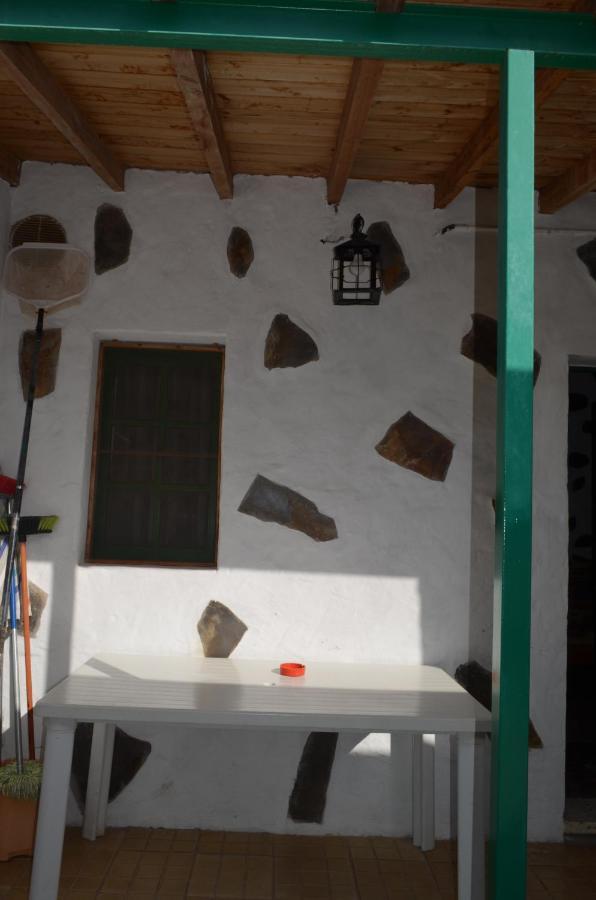 Casa De Diego Y Mela San Bartolomé Extérieur photo